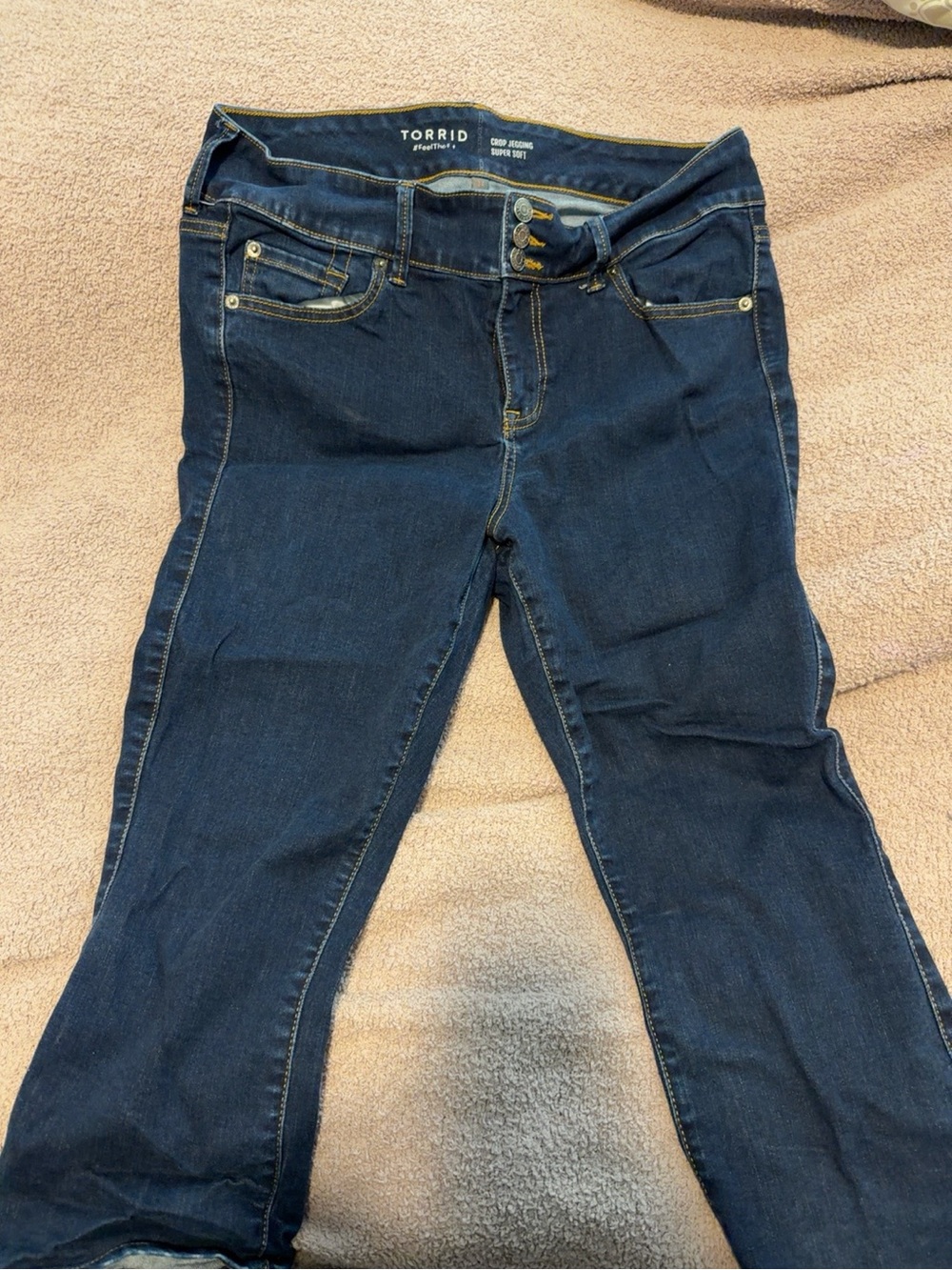 Torrid Crop Jegging Super Soft Jeans Size 14 Dark Wash 3 Button